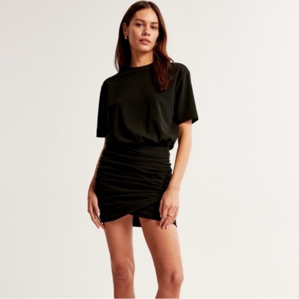 Abercrombie Women's Ruched Knit Mini Dress